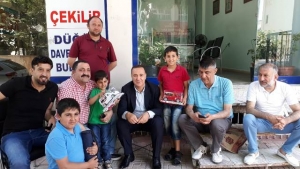 AK Parti Siirt Milletvekili Adayı Osman Ören'e 3 Dilde Müzik